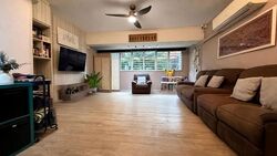 Blk 327 Jurong East Street 31 (Jurong East), HDB Executive #595183041